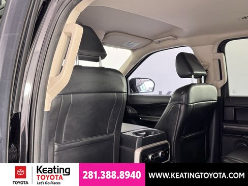 Used 2022 Ford Expedition XLT RWD image 16