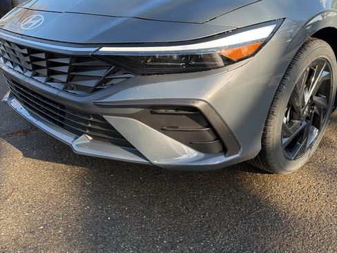 New 2026 Hyundai Elantra Sport image 9