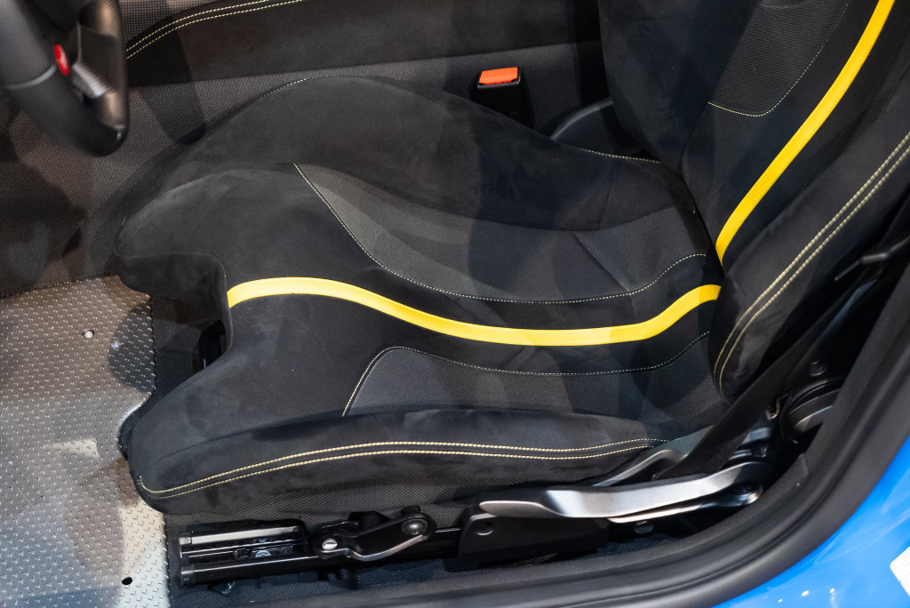 Certified 2017 Ferrari F12tdf RWD image 32