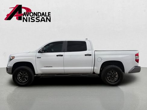 Used 2020 Toyota Tundra SR5 RWD image 2