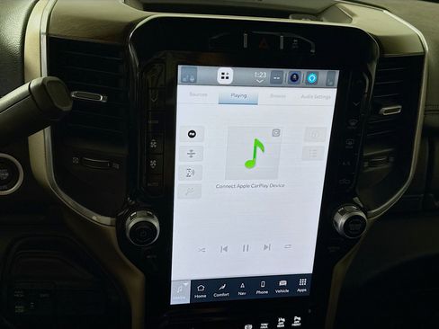 Used 2024 RAM 2500 Laramie image 18