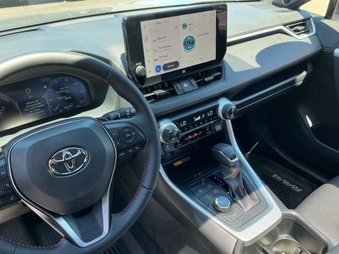 Certified 2025 Toyota RAV4 XSE w/ Premium Package AWD/4WD image 27