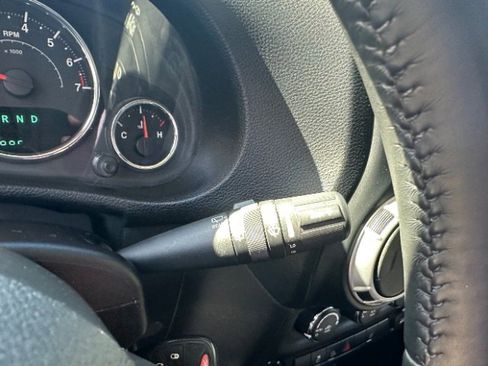 Used 2013 Jeep Wrangler Unlimited Sahara w/ Dual Top Group image 22