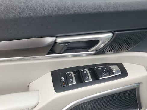 Certified 2024 Kia Telluride S FWD image 19