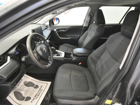 Used 2022 Toyota RAV4 XLE w/ Convenience Package AWD/4WD image 13