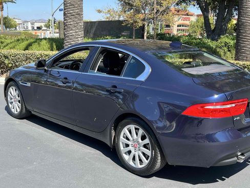Used 2019 Jaguar XE image 51