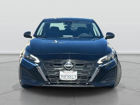 Certified 2024 Nissan Altima 2.5 SV image 2