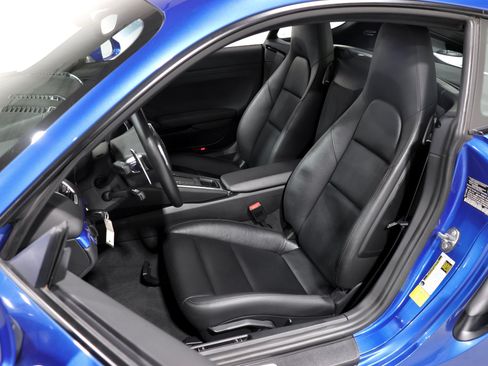 Used 2014 Porsche Cayman RWD image 8