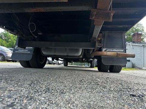 Used 2018 Ford E-350 and Econoline 350 Super Duty image 22