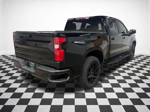 Certified 2022 Chevrolet Silverado 1500 RST w/ Protection Package AWD/4WD image 9