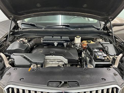 Used 2018 Buick Envision Essence image 29