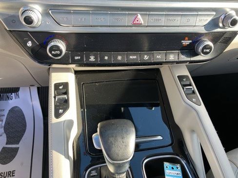 Used 2022 Kia Telluride EX w/ EX Premium Package image 19