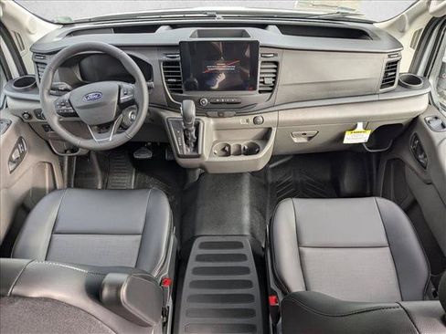 New 2026 Ford Transit 250 148 Medium Roof w/ Load Area Protection Package RWD image 15