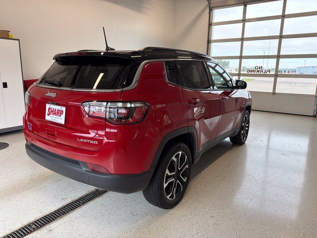 Used 2023 Jeep Compass Limited w/ Sun and Sound Group AWD/4WD image 7