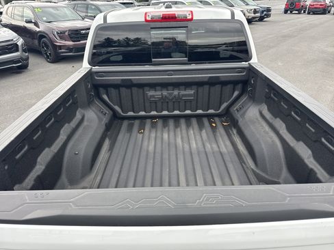 New 2025 GMC Canyon Elevation w/ Convenience Package image 5