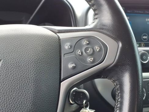 Used 2021 Chevrolet Colorado LT AWD/4WD image 19