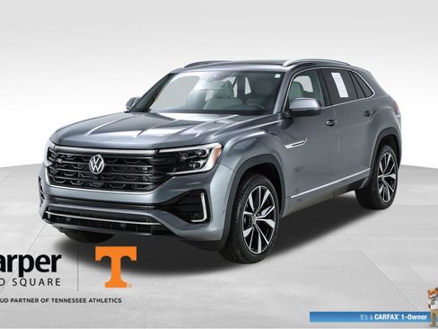 Used 2025 Volkswagen Atlas Cross Sport SEL Premium R-Line image 1