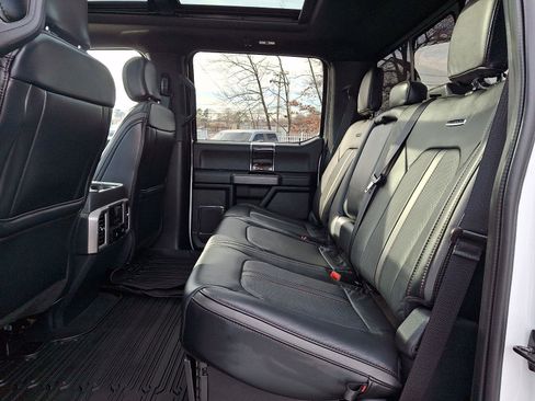 Used 2022 Ford F350 Platinum image 12