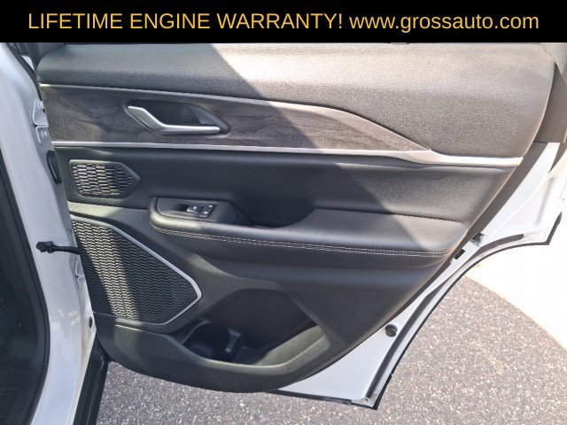 Certified 2024 Jeep Grand Cherokee Limited 4xe AWD/4WD image 32