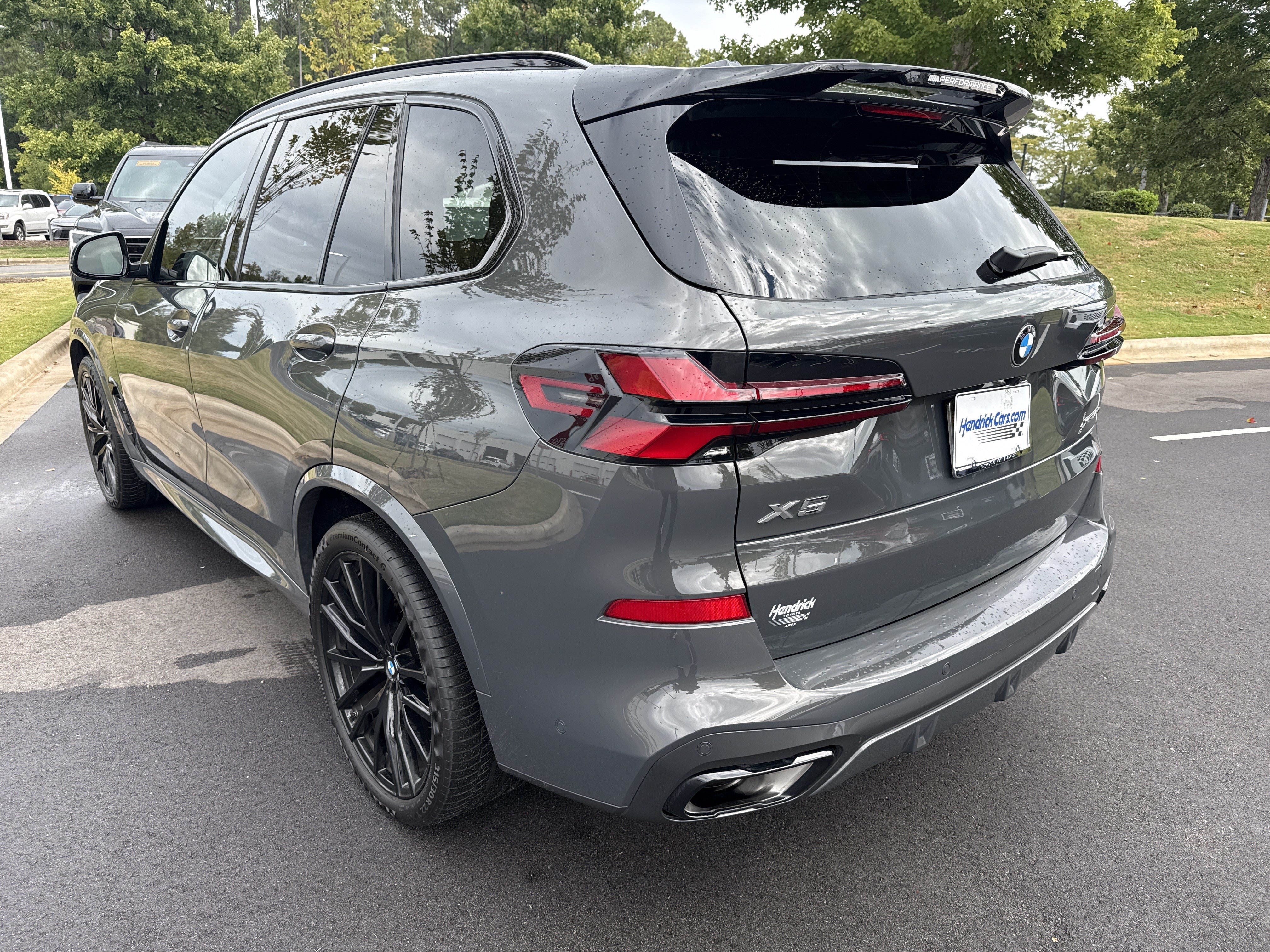 Used 2026 BMW X5 xDrive40i w/ M Sport Package AWD/4WD image 7
