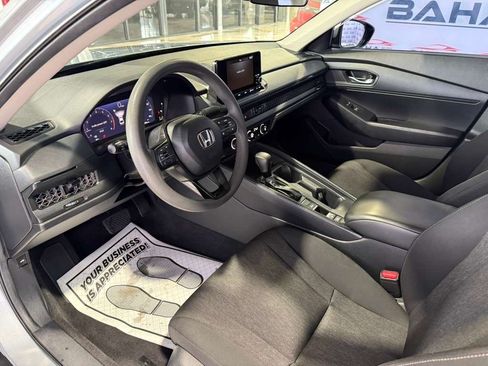 Used 2025 Honda Accord LX image 5
