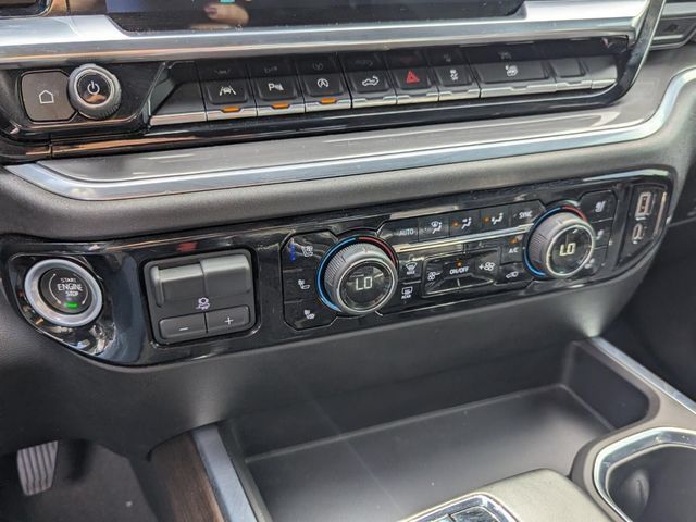 Used 2023 Chevrolet Silverado 1500 High Country w/ Technology Package AWD/4WD image 22