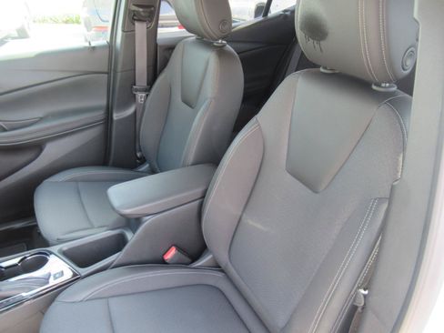 Used 2024 Buick Encore GX Preferred FWD image 18