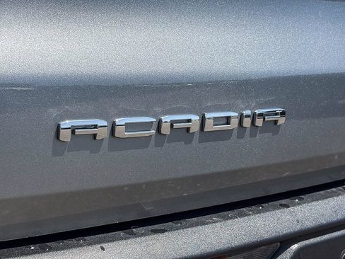 Used 2025 GMC Acadia Elevation FWD image 10