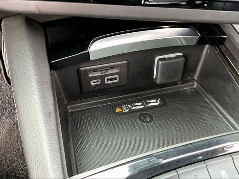 Used 2023 Buick Envision Avenir FWD image 26