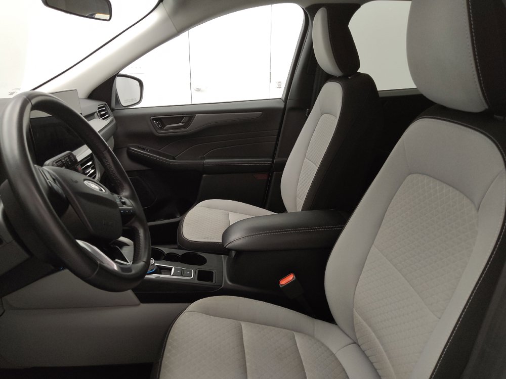 Used 2023 Ford Escape Active w/ Tech Pack #1 FWD image 17