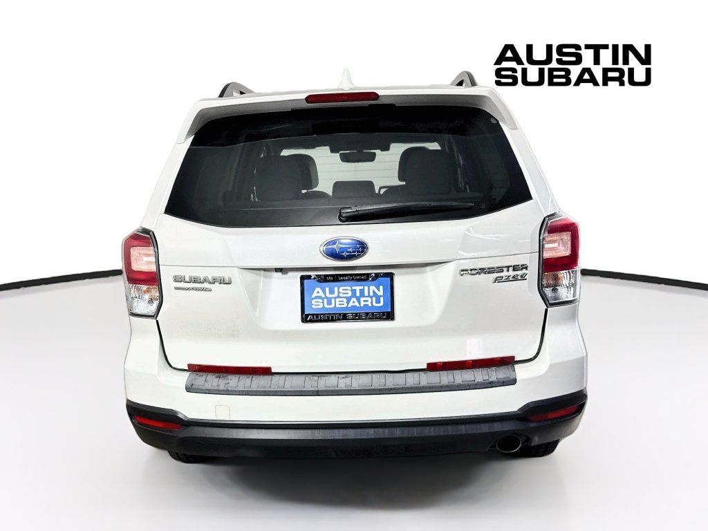 Used 2017 Subaru Forester 2.5i Premium AWD/4WD image 6