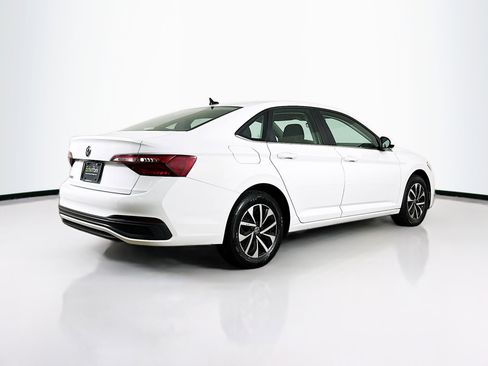 Used 2024 Volkswagen Jetta S image 9