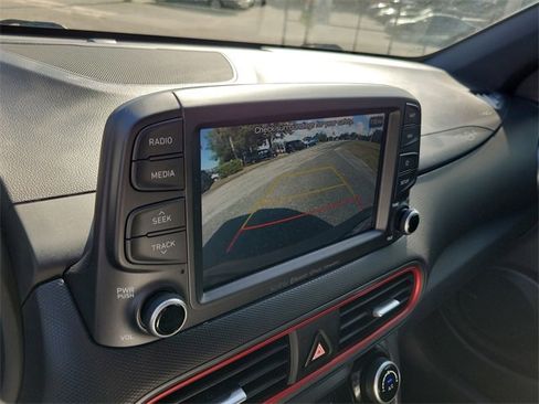 Used 2019 Hyundai Kona Ultimate image 19