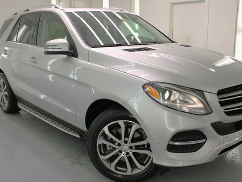 Used 2016 Mercedes-Benz GLE 350 w/ Premium Package image 14