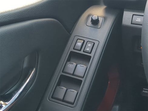 Used 2025 Nissan Frontier PRO-4X w/ Pro Premium Package image 26