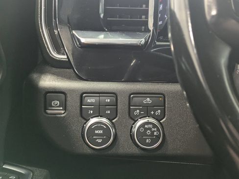 Used 2024 GMC Sierra 1500 Elevation w/ X31 Off-Road Package AWD/4WD image 36