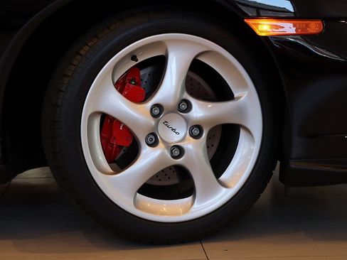 Used 2001 Porsche 911 Turbo image 11