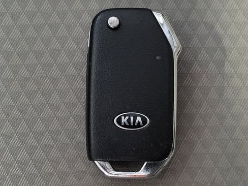Used 2020 Kia Soul LX FWD image 32