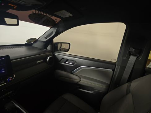 Certified 2025 Chevrolet Colorado ZR2 w/ Technology Package image 24