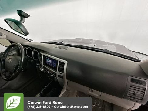 Used 2005 Toyota 4Runner Sport AWD/4WD image 27