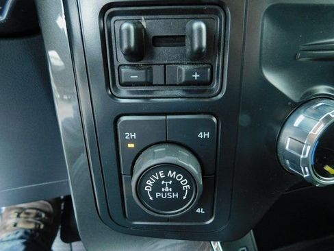 Used 2022 Ford F150 XLT w/ Equipment Group 302A High image 33