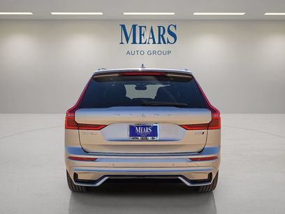 New 2026 Volvo XC60 B5 Plus w/ Protection Package Premier