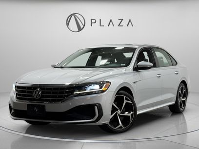 Used 2021 Volkswagen Passat 2.0T R-Line