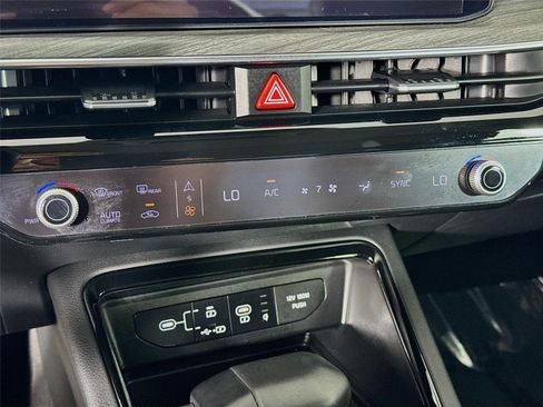 Certified 2025 Kia K5 EX FWD image 18