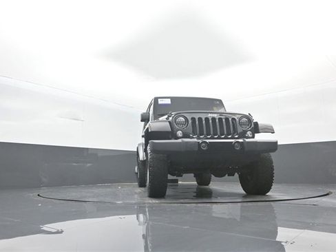 Used 2017 Jeep Wrangler Unlimited Sahara image 26