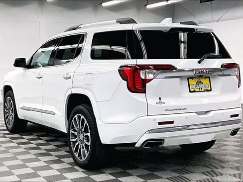 Used 2022 GMC Acadia Denali w/ Trailering Package image 3