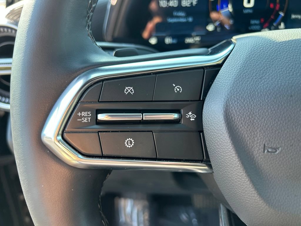 Used 2026 Chevrolet Equinox LT AWD/4WD image 22