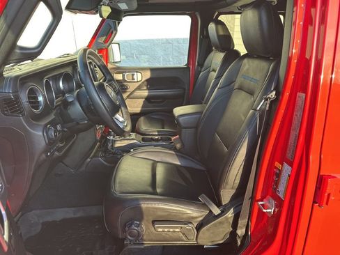 Used 2023 Jeep Wrangler Unlimited Rubicon 4xe w/ Steel Bumper Group image 11