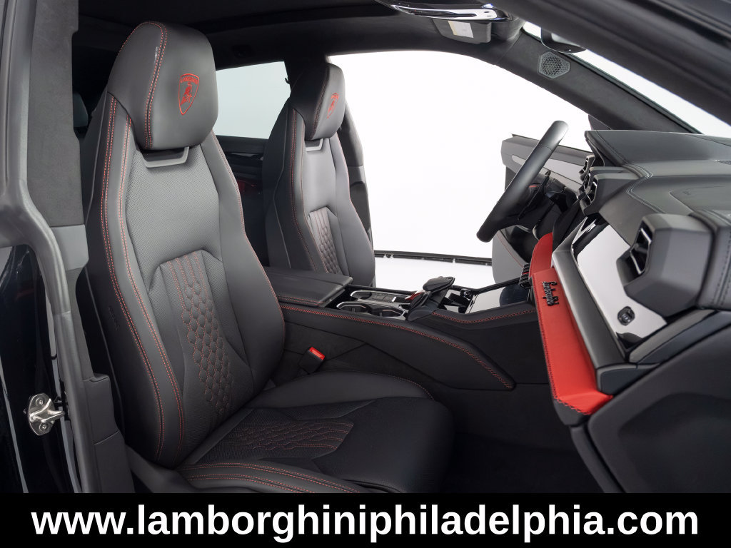 Used 2026 Lamborghini Urus SE AWD/4WD image 42