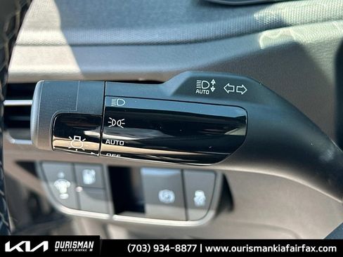 New 2025 Kia EV6 Light w/ Light LR Technology Package image 19